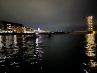 Skyline Uferbereich Friedrichshafen w&auml;hrend Weihnachtsmarkt bei Nacht